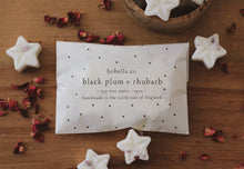 Load image into Gallery viewer, Black Plum & Rhubarb Soy Wax Melts