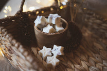 Load image into Gallery viewer, Sweet Peony & Lychee Berry Soy Wax Melts