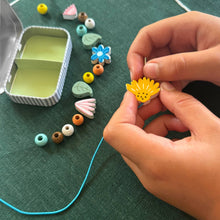 Load image into Gallery viewer, Wildflower Bracelet Gift Kit