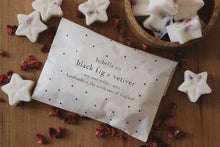 Load image into Gallery viewer, Black Fig &amp; Vetiver Soy Wax Melts
