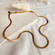Load image into Gallery viewer, Everyday Snake Chain Necklace

