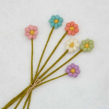 Load image into Gallery viewer, Pack of 6 Felt Handmade Flower Bouquet - Multicoloured

