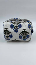 Load image into Gallery viewer, 100% cotton  quilted washbag set of 3 small medium n large
