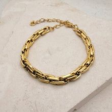 Load image into Gallery viewer, Everyday Box Chain Bracelet
