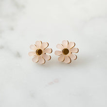 Load image into Gallery viewer, Daisy Stud Earrings
