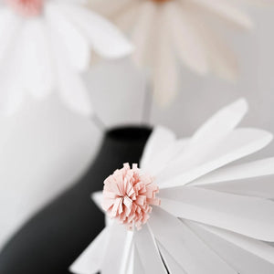 Giant Daisies Origami Kit