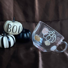 Load image into Gallery viewer, Pumpkin Glass Mug (Glitter)
