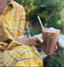 Load image into Gallery viewer, Choco Vanilla Milkshake 
